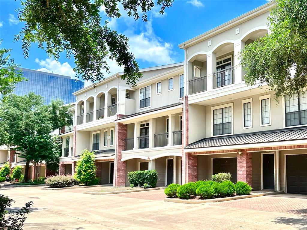 15200 Memorial Dr Unit 3002B, Houston, TX 77079 Condo for Rent in