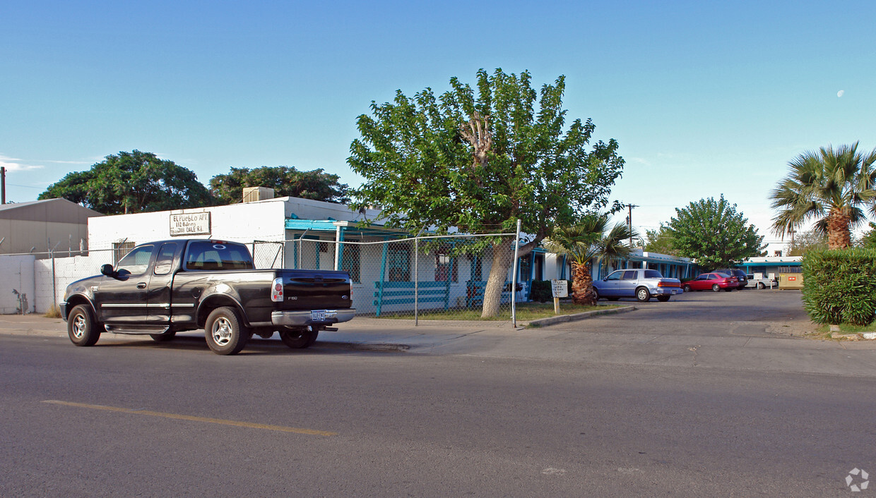 Building Photo - El Pueblo Apartments