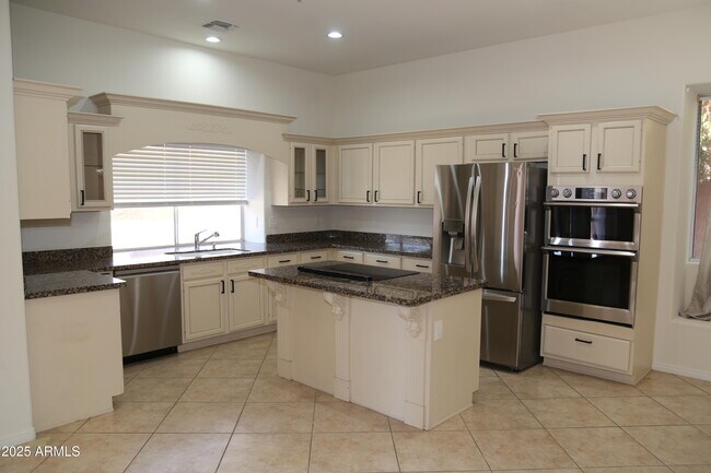 Foto del edificio - 8895 E Wood Dr