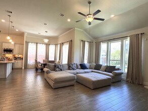 Building Photo - 16907 Clola Ct