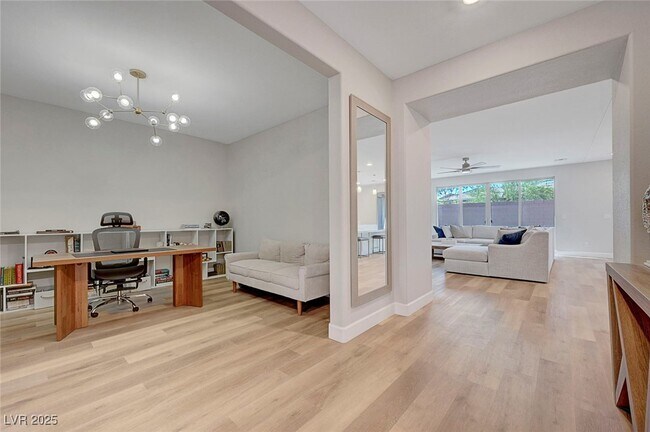 Foto del edificio - 5477 Vespertine Moon Ave