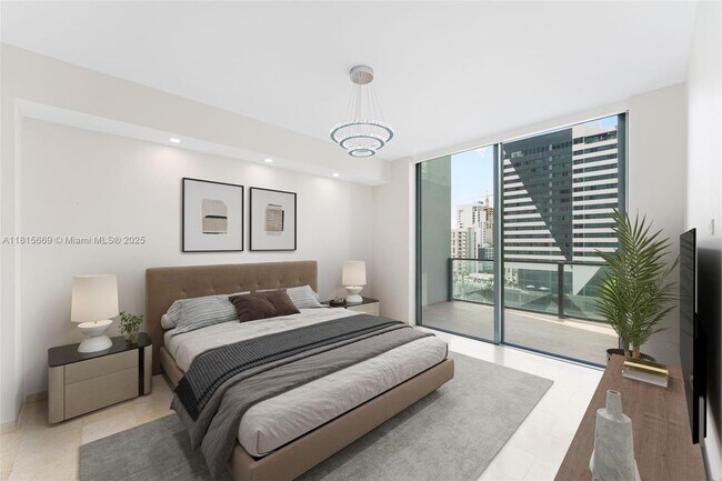 Foto del edificio - 88 SW 7th St