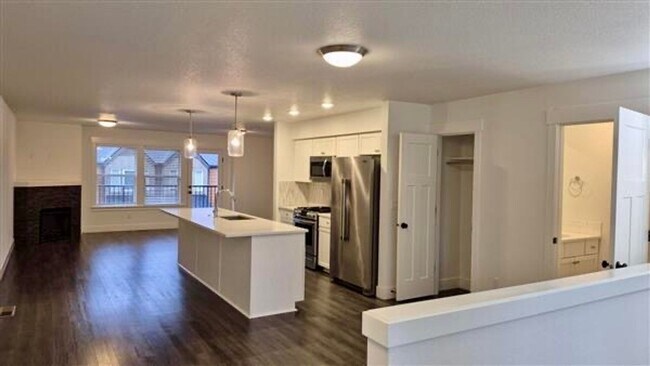 Foto del edificio - Beautiful Home in Champion Village, Sandy, OR!