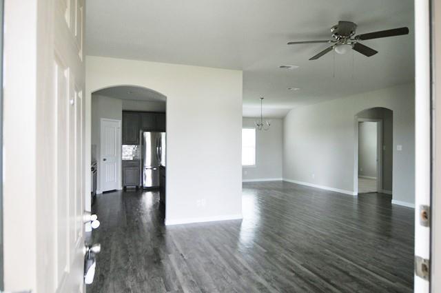 Foto del edificio - 233 Live Oak Ln