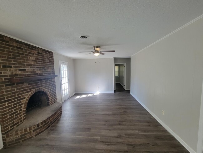 Foto del edificio - 119 Sunnywood Dr
