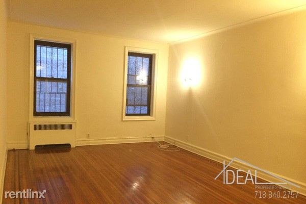 Fotografía del edificio - 205 Clinton St