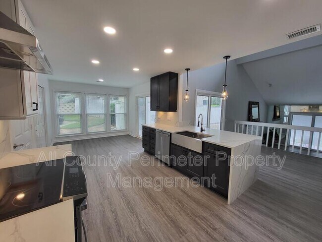 Foto del edificio - 108 Dunwoody Springs Dr