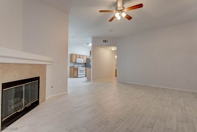 Foto del edificio - 700 Carnegie St