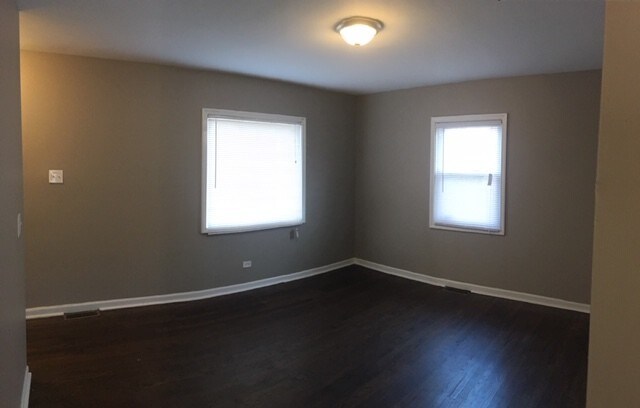 Foto del edificio - 10233 S Calhoun Ave