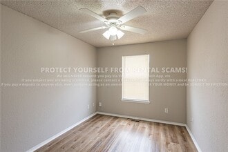 Building Photo - 686 W Martha Dr
