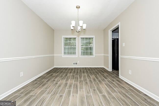 Building Photo - 6619 Collier Way