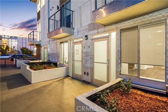 Foto del edificio - 1245 N New Hampshire Ave