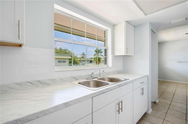 Foto del edificio - 1433 S Belcher Rd
