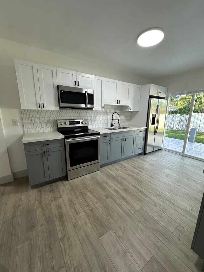 5281 SW 7th St Coral Gables, FL 33134 Alquileres en Coral Gables, FL