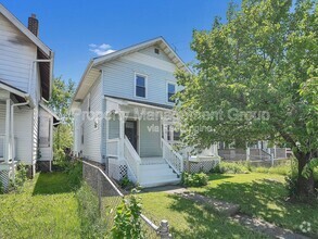 Building Photo - 914 Lockbourne Rd