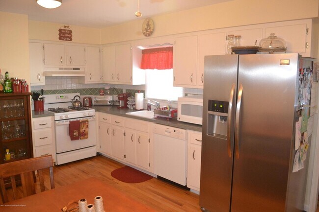Foto del edificio - 2217 Wilson Rd