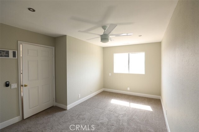 Building Photo - 3142 Midway Dr