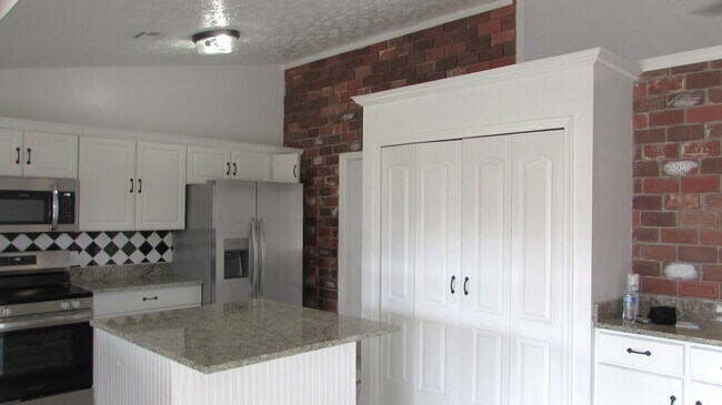 Foto del edificio - 2517 SW Barber Ln