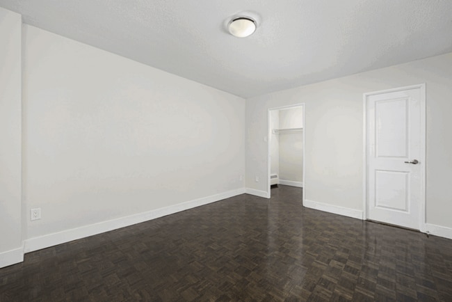 Building Photo - 2397 FINCH AVE W