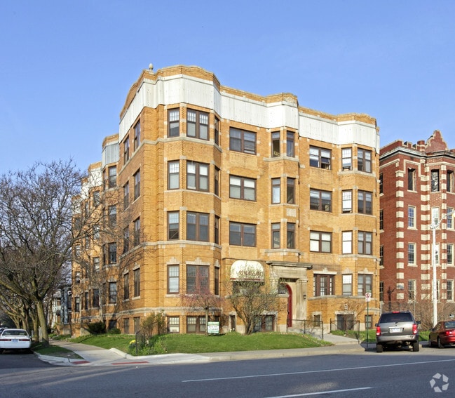 Renaissance Apartments Apartments Detroit, MI