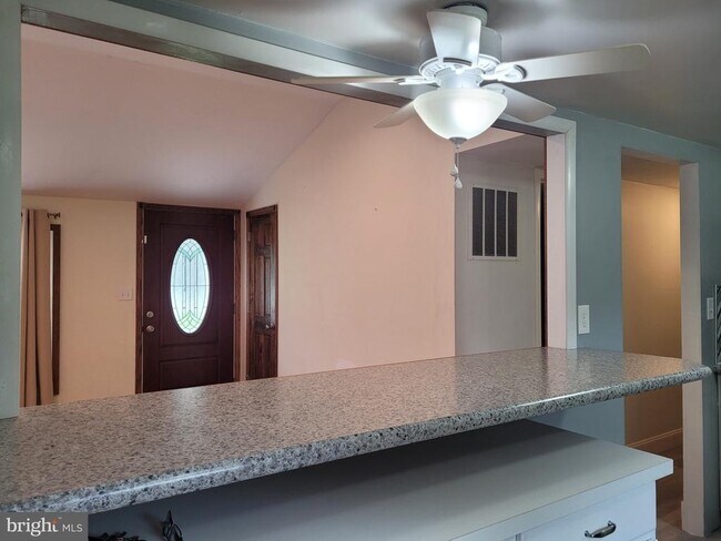 Foto del edificio - 2327 Ritner Hwy