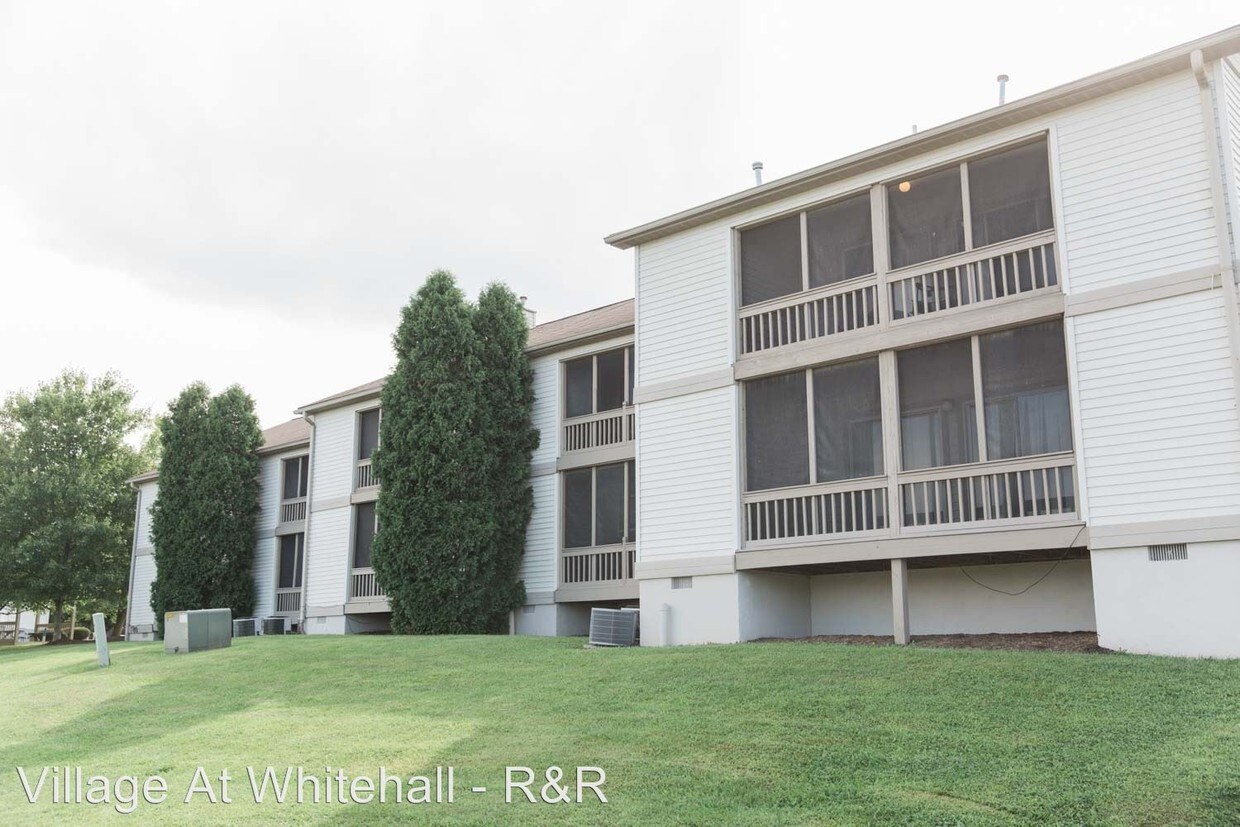 Building Photo - 701-722 Old Hickory Dr