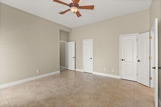 Building Photo - 4503 Summer Lakes