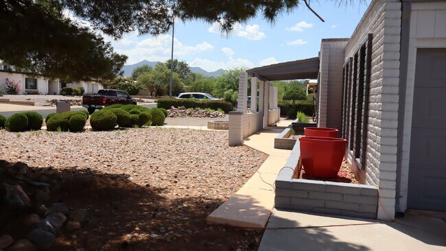 Foto del edificio - In Ground Pool