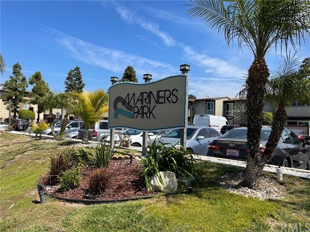 Primary Photo - 800 Coriander Dr