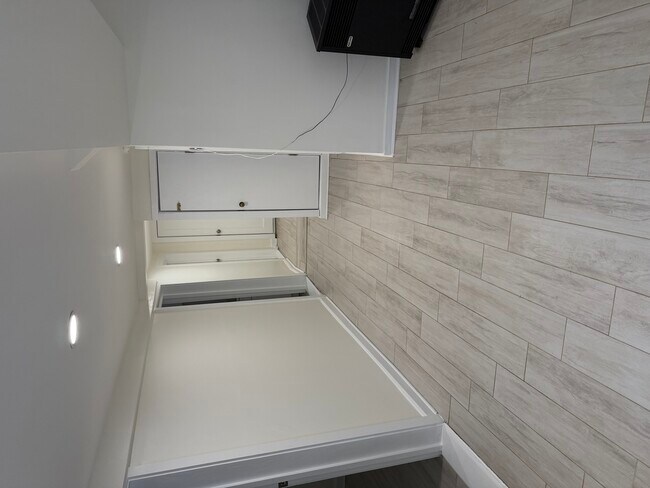 Foto del edificio - 2707 N Central Park Ave