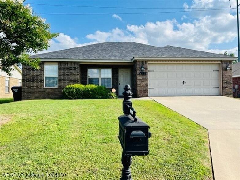 Foto principal - 8214 Huntington Way