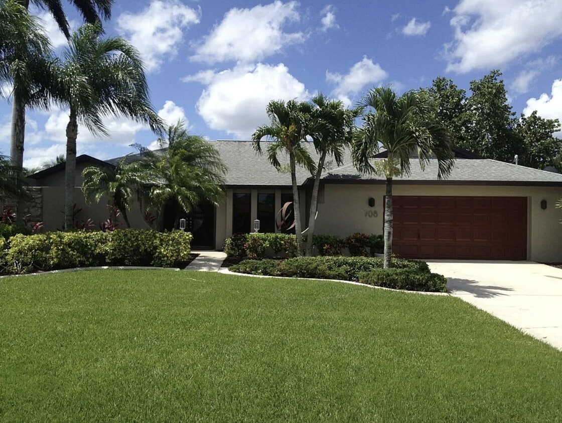 Photo - 708 El Dorado Pkwy W (Cape Coral, FL)