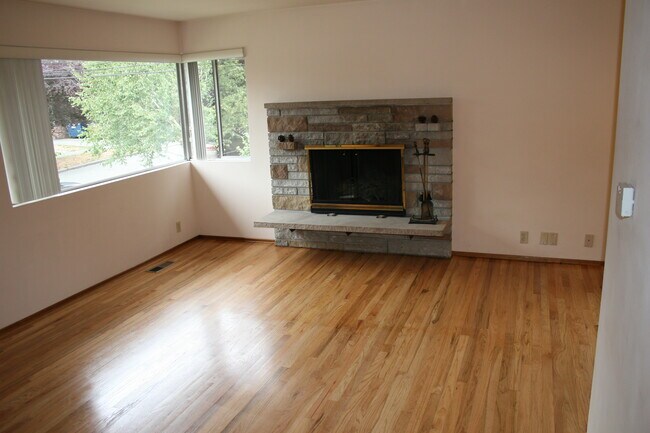 Foto del edificio - 1731 NW 62nd St