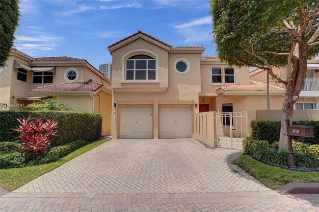 Foto del edificio - 3757 NE 208th Terrace