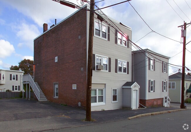 Building Photo - 58-64 Winter St
