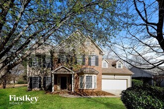 Building Photo - 11207 Ridge Oak Dr