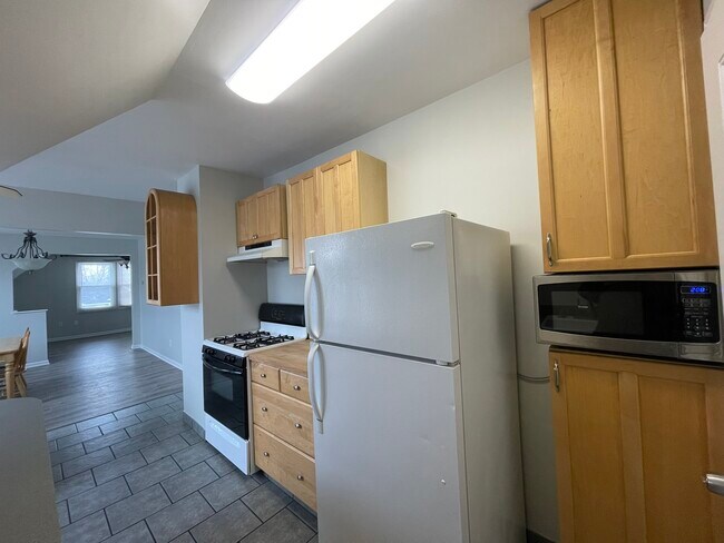 Foto del edificio - 108 Concord St