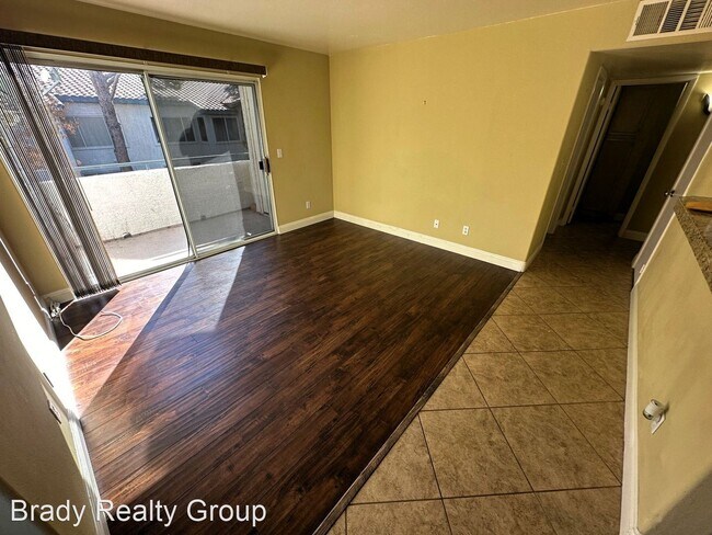 Foto del edificio - 2 br, 2 bath House - 3101 Casey Drive #203