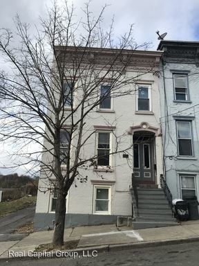 Primary Photo - 119 Philip St