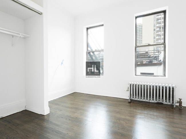 176 Thompson St Unit 5c New York Ny 10012 Apartment For Rent In Primary Photo 176 Thompson St
