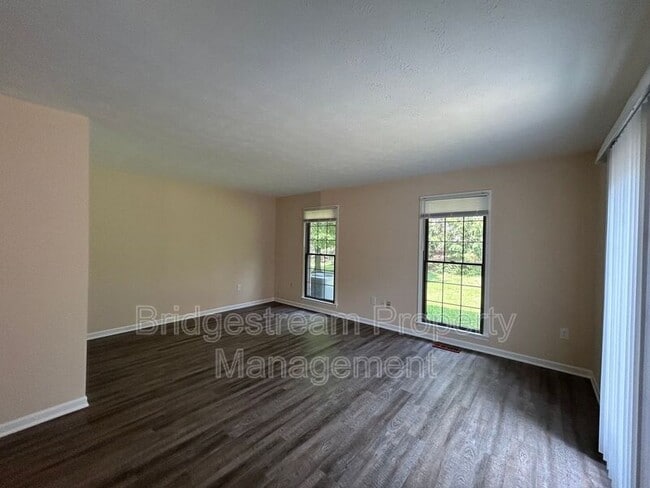 Building Photo - 1133 Katie Cir
