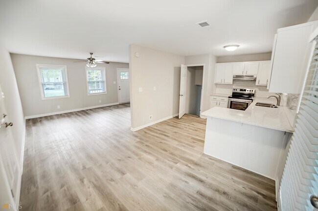 Building Photo - 2496 Verner Rd NW