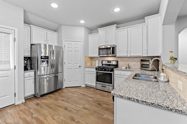 Building Photo - 235 Limerick Rd