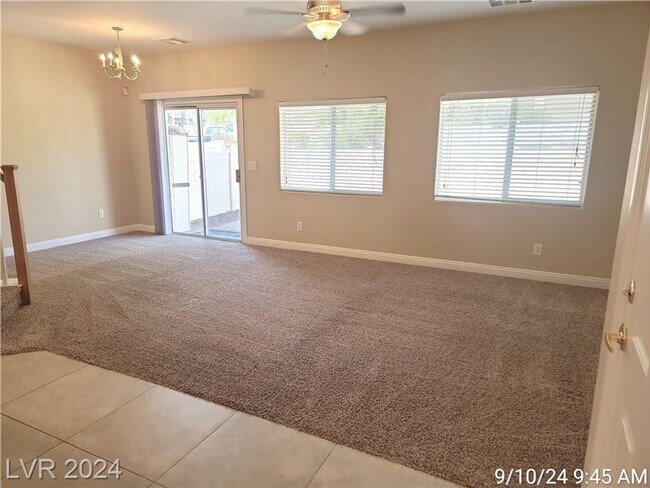 Building Photo - GREAT HENDERSON GATED COMMUNITY WITH ATTAC...