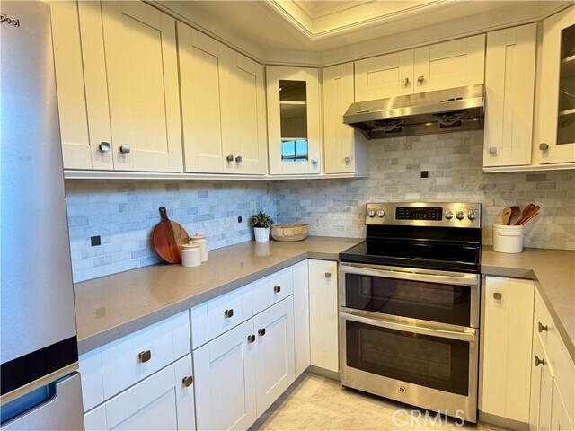 Building Photo - 27935 Ridgebluff Ct