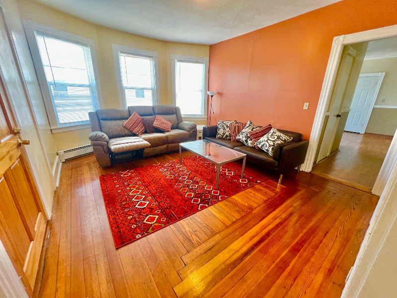 Primary Photo - 85 Vinton St