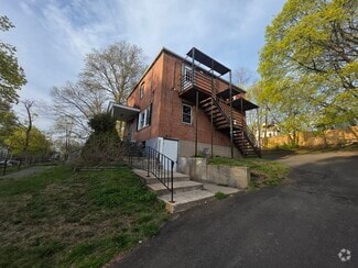 Building Photo - 165 Sheffield Ave