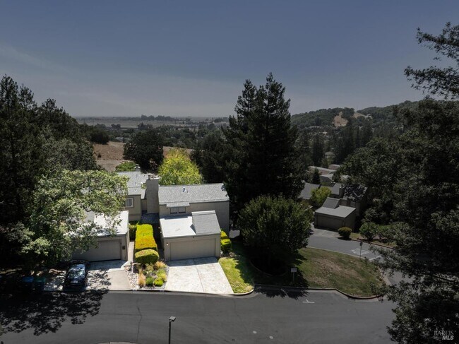 Foto del edificio - 2 Columbine Ln
