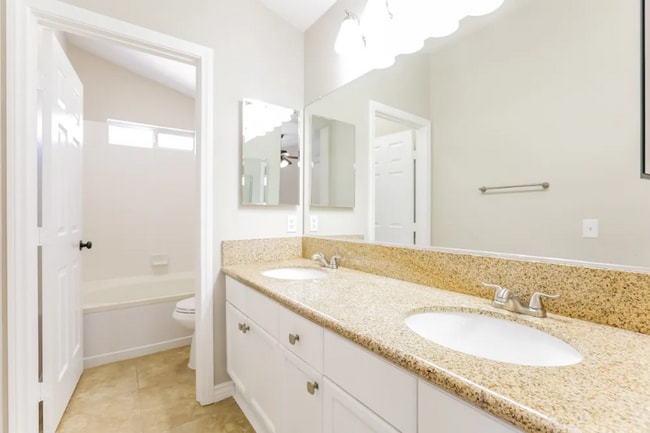 Building Photo - 6225 Bruma Ave