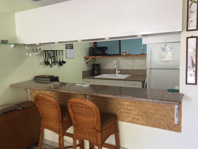 Building Photo - Lease Pending - Mauna Loa Shores Condo